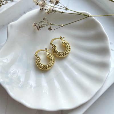 Dot hoops
