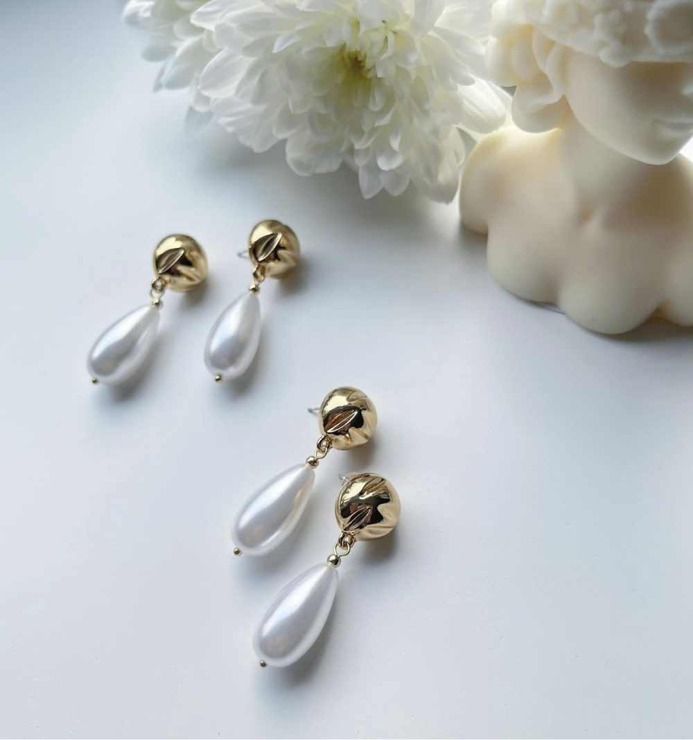 Pearl Dangle