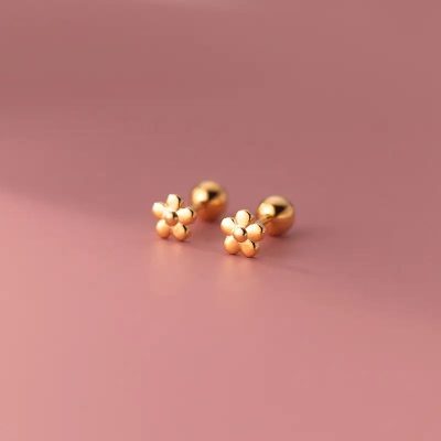 Flower stud